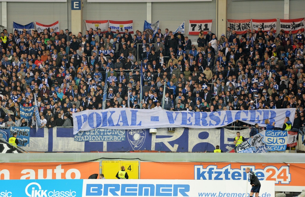 Foto: Citypress - Herthas Fanblock nach dem Pokal-Aus